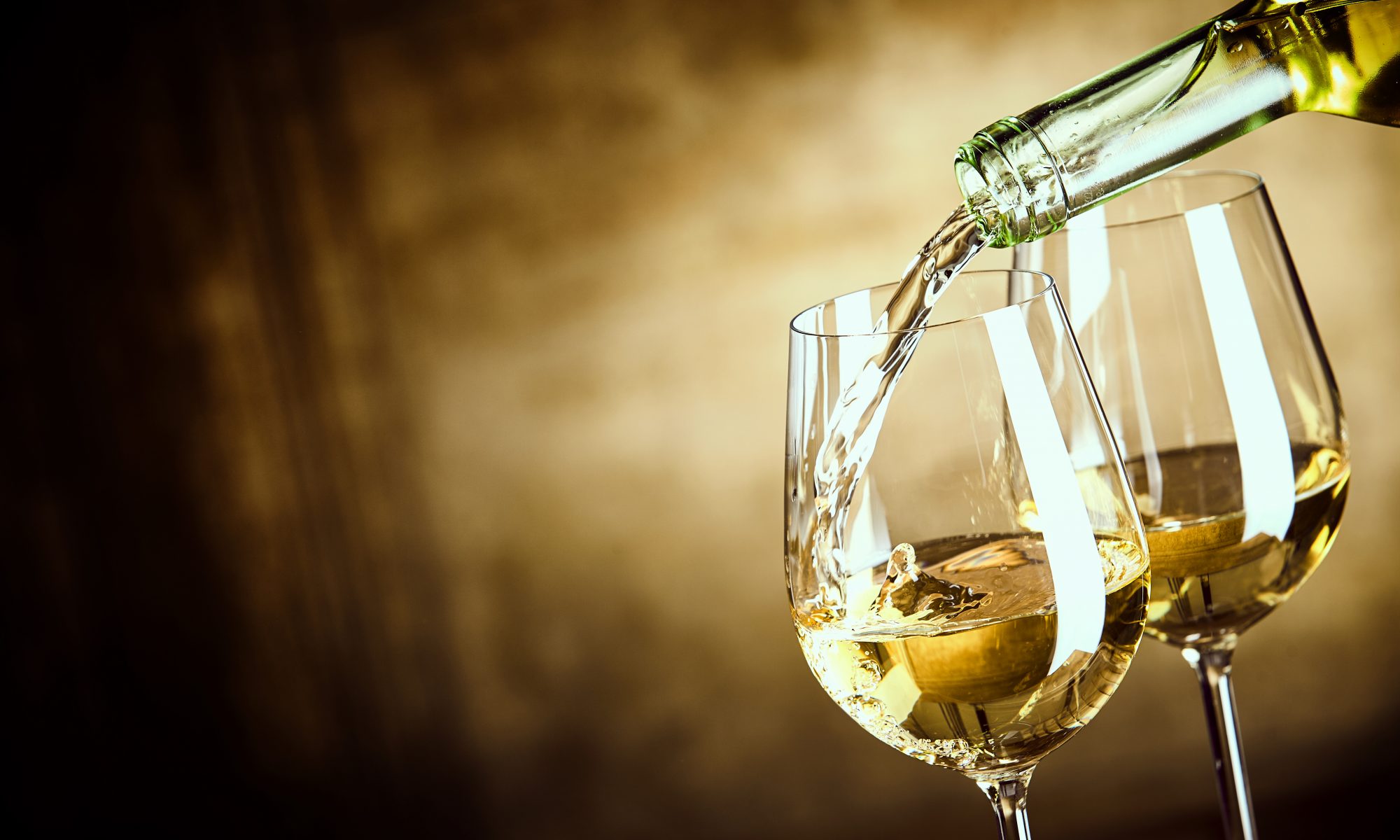 white wine glass - Vinessio Wine Fair