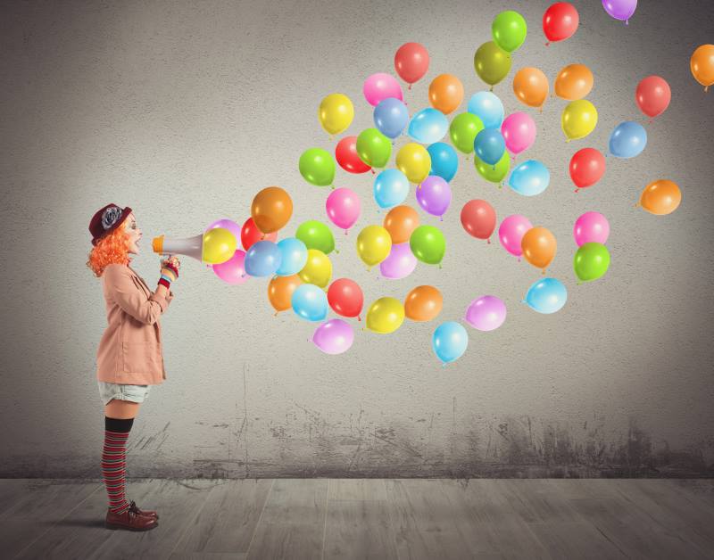 Clown with ballons - King`s Day